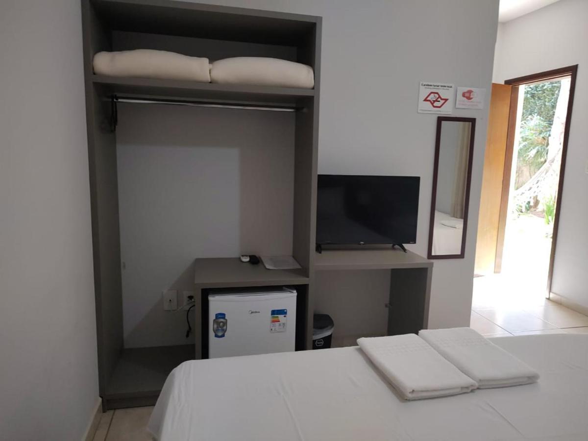 Shellter Hotel Holambra Bagian luar foto