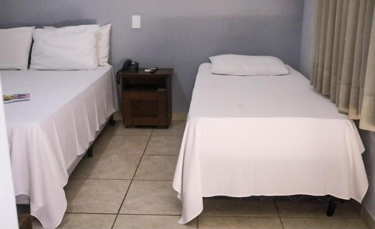 Shellter Hotel Holambra Bagian luar foto