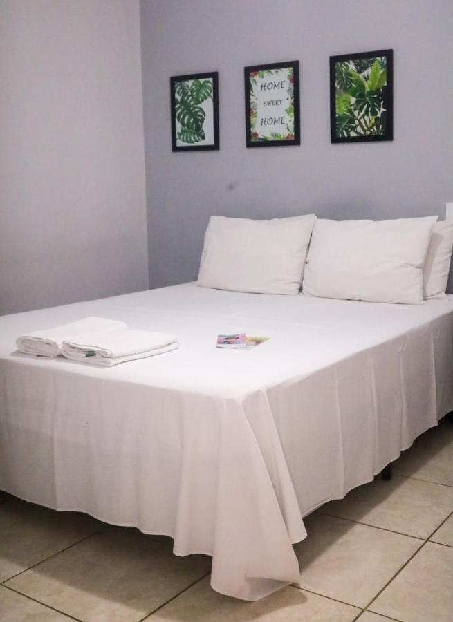 Shellter Hotel Holambra Bagian luar foto