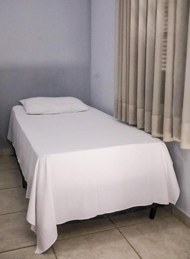 Shellter Hotel Holambra Bagian luar foto